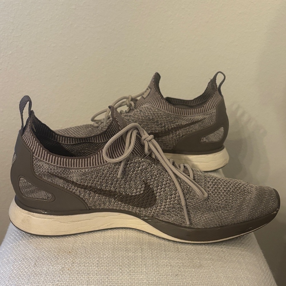 Nike Flyknit racer Men’s size 10 Rare/discontinued - Picture 3 of 7